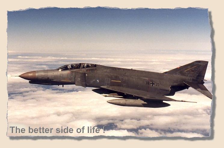 F-4.jpg (45407 Byte)